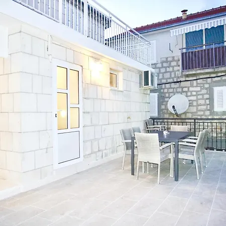 Porto Beach Apartments Seget-Trogir *