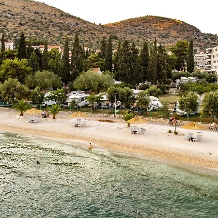 Porto Beach Apartments Seget-Trogir شقة تروغير
