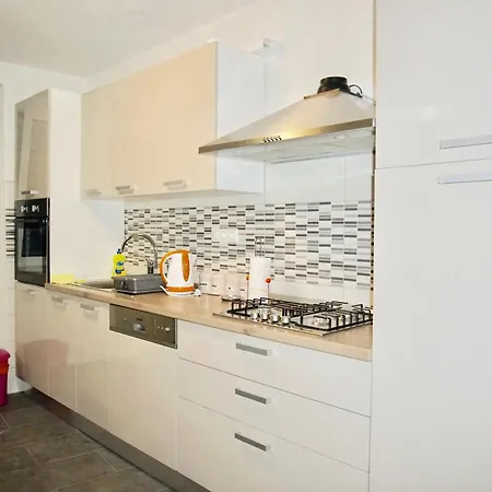Porto Beach Apartments Seget-Trogir *