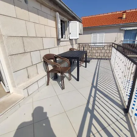 아파트 Porto Beach Apartments Seget-Trogir *